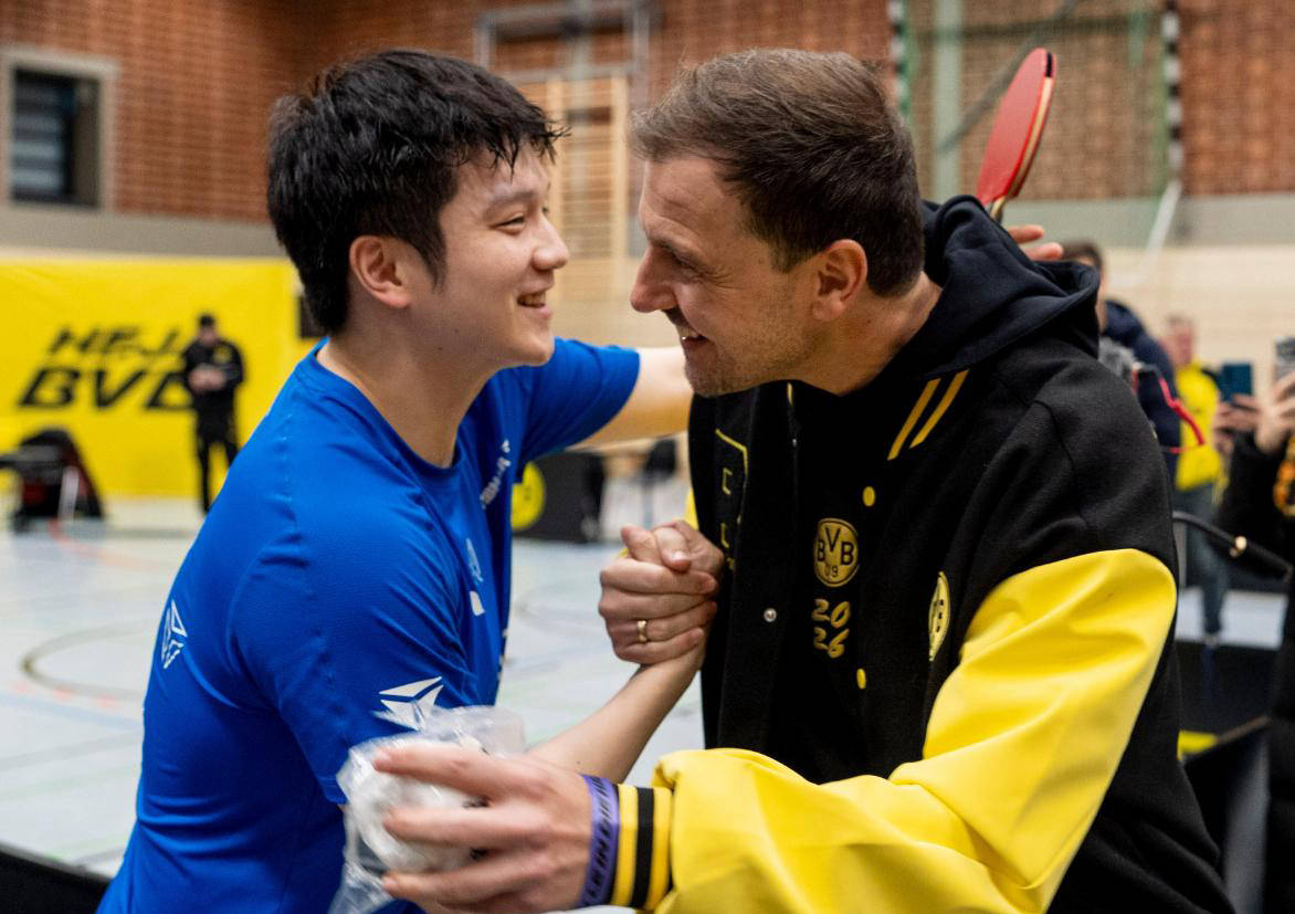 樊振东空砍2分惜败！德甲3-0横扫世界冠军，队友连输三场难救主